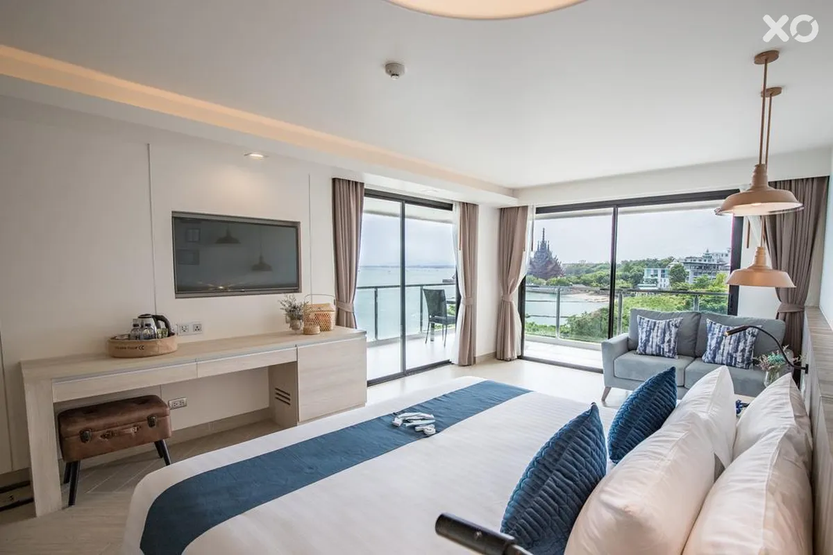 Golden Tulip Pattaya Beach Resort