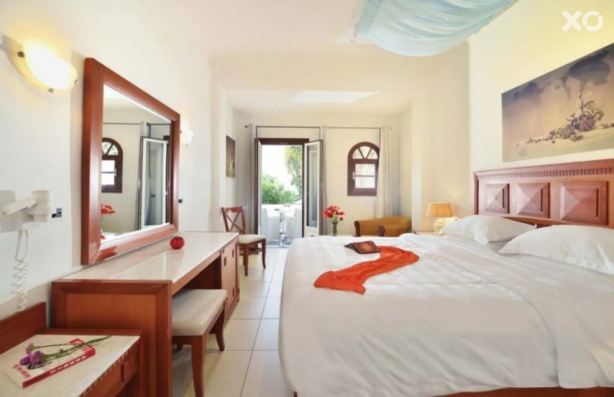 Petinos Hotel