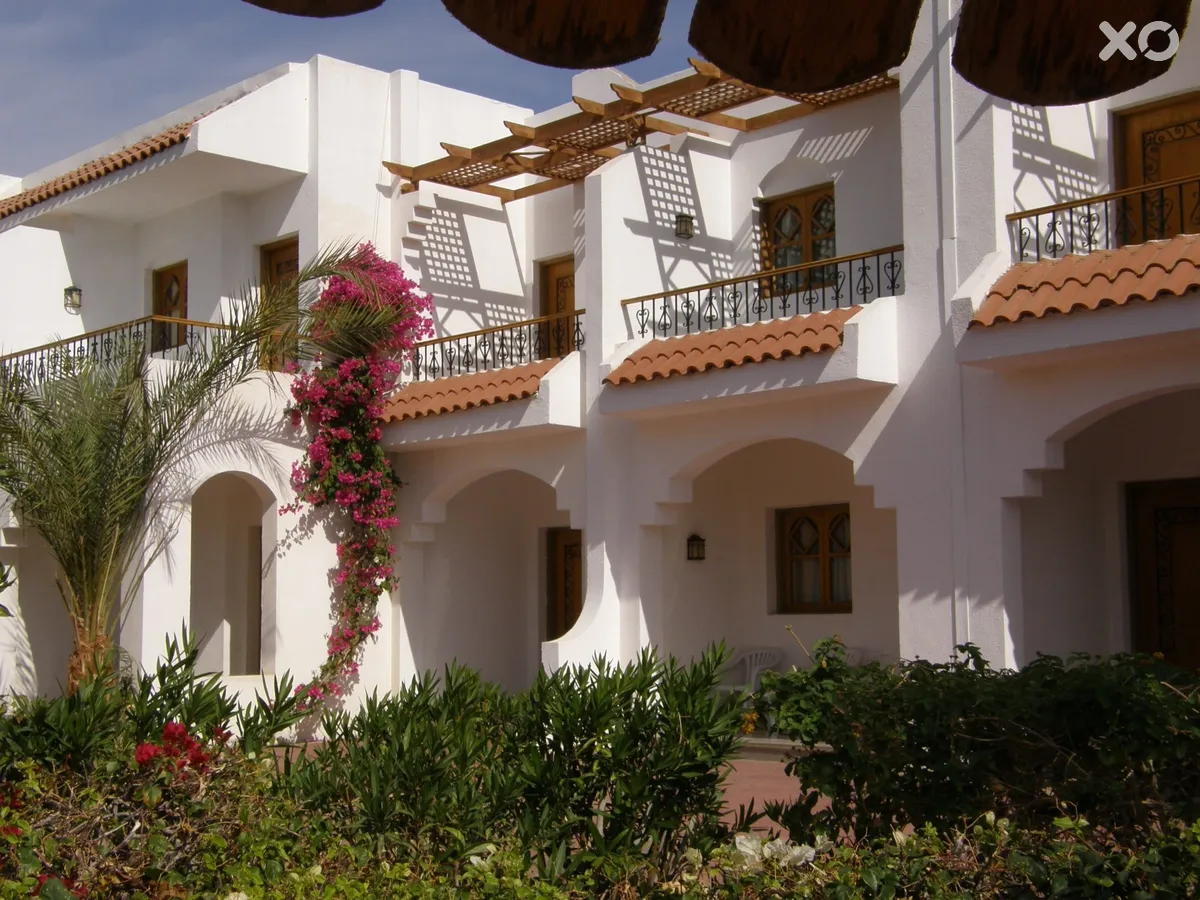 Dive Inn Resort