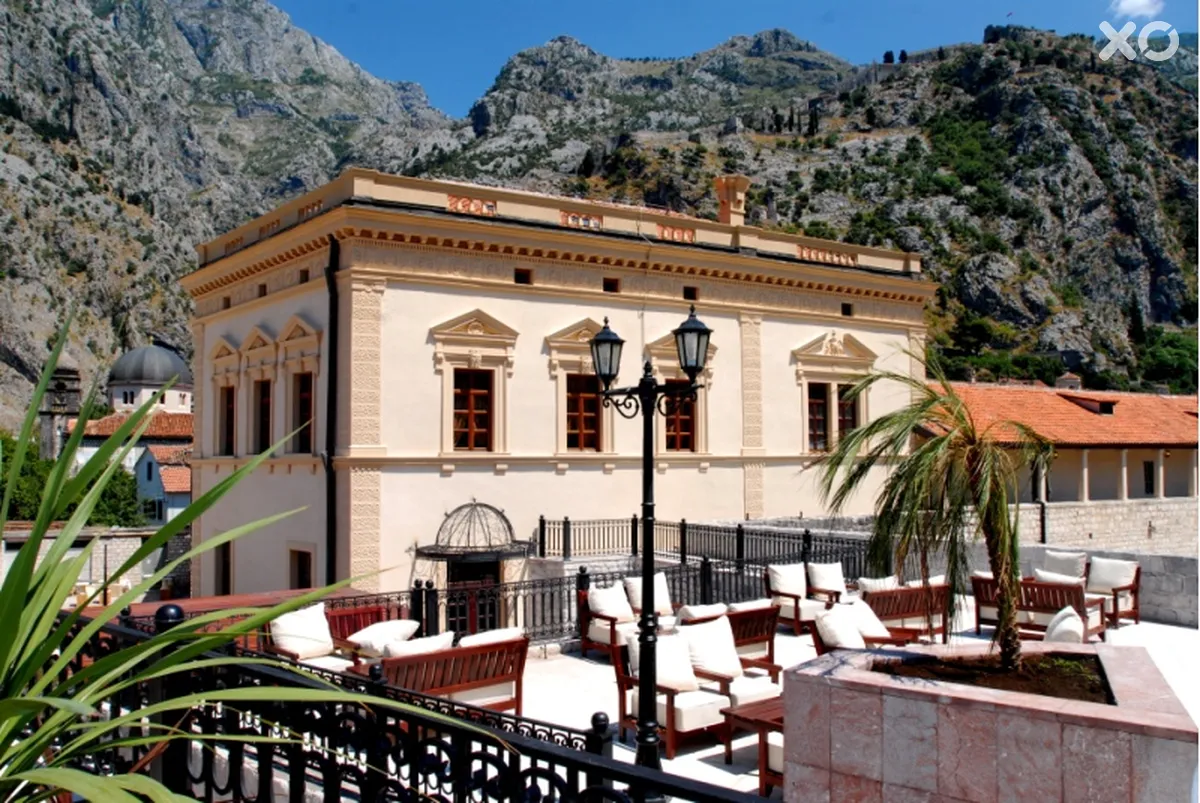Cattaro Historic Boutique Hotel