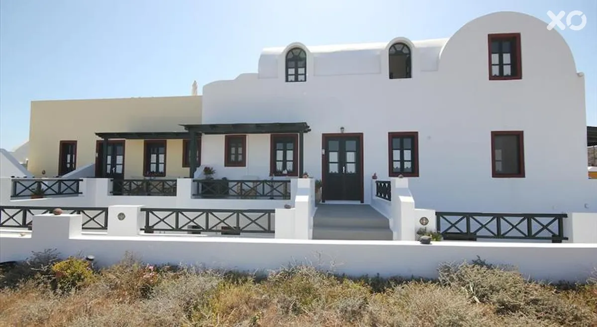Vrachia Studios & Apartments