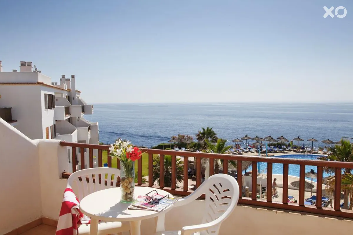 Alua Suites Las Rocas