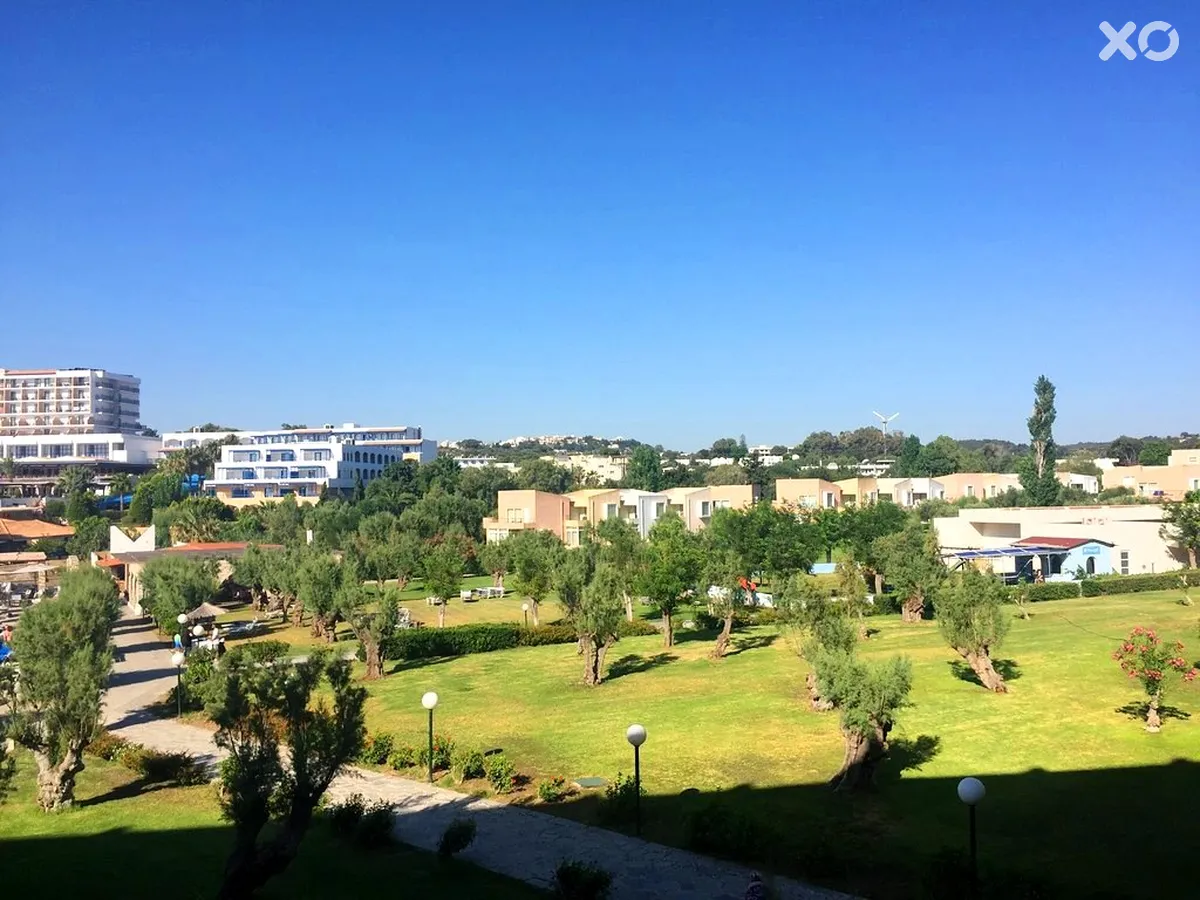 Eden Roc Resort Hotel