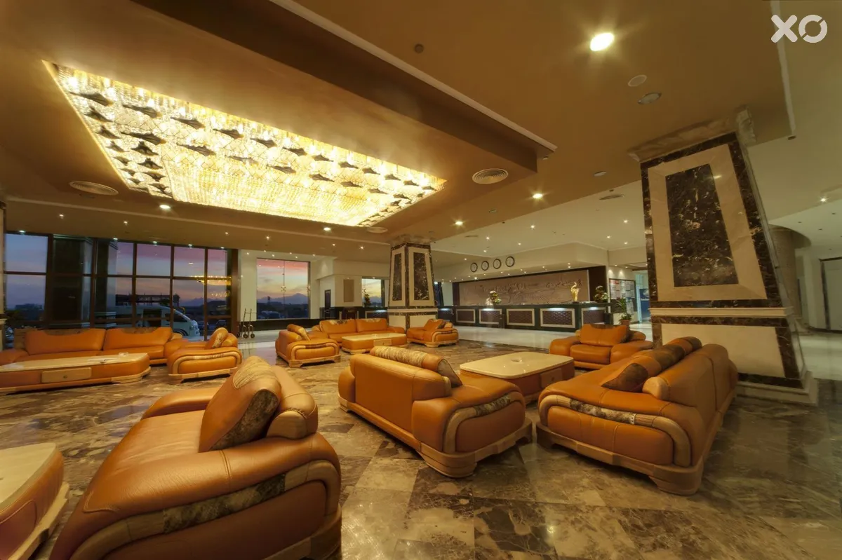 AMC Royal Hotel & Spa