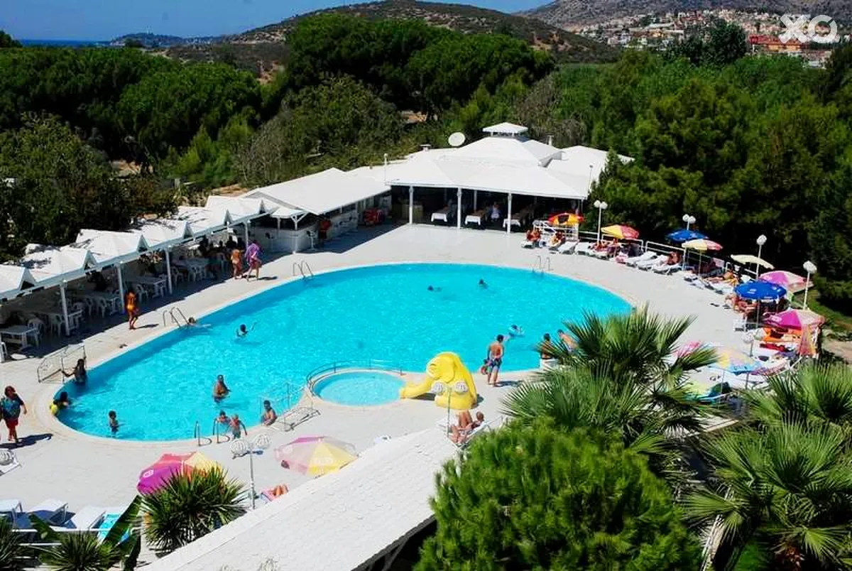 Flora Suites Hotel