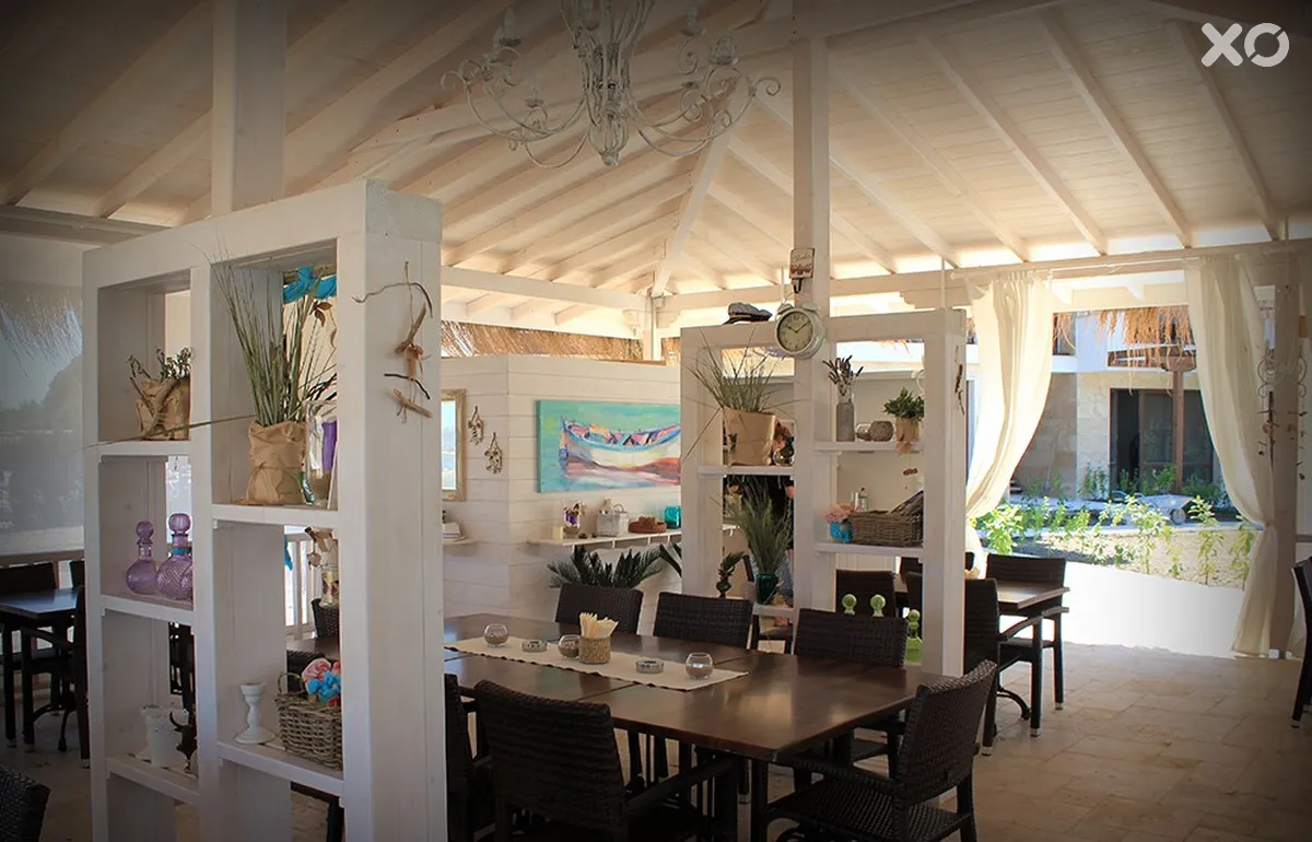 Apolonia Resort