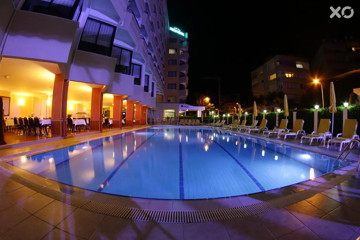 Palm Hotel