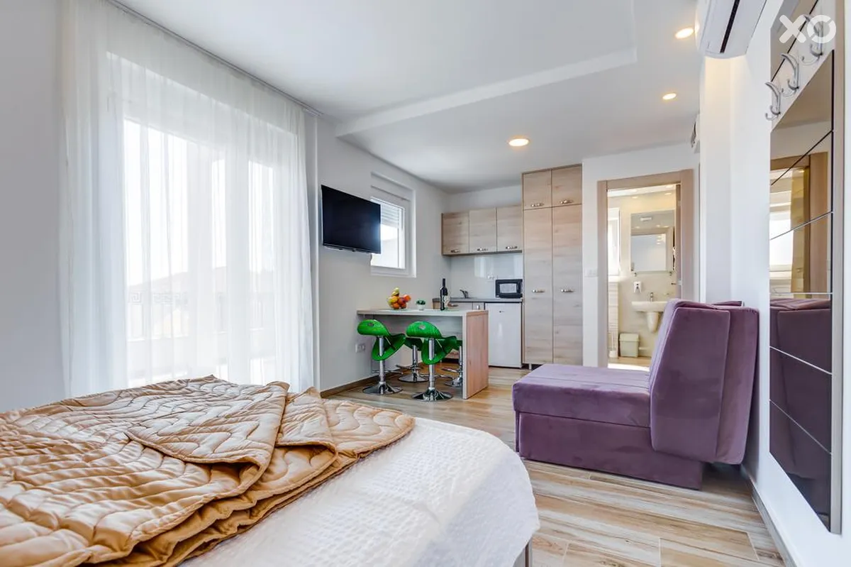 Al Mare Apartments