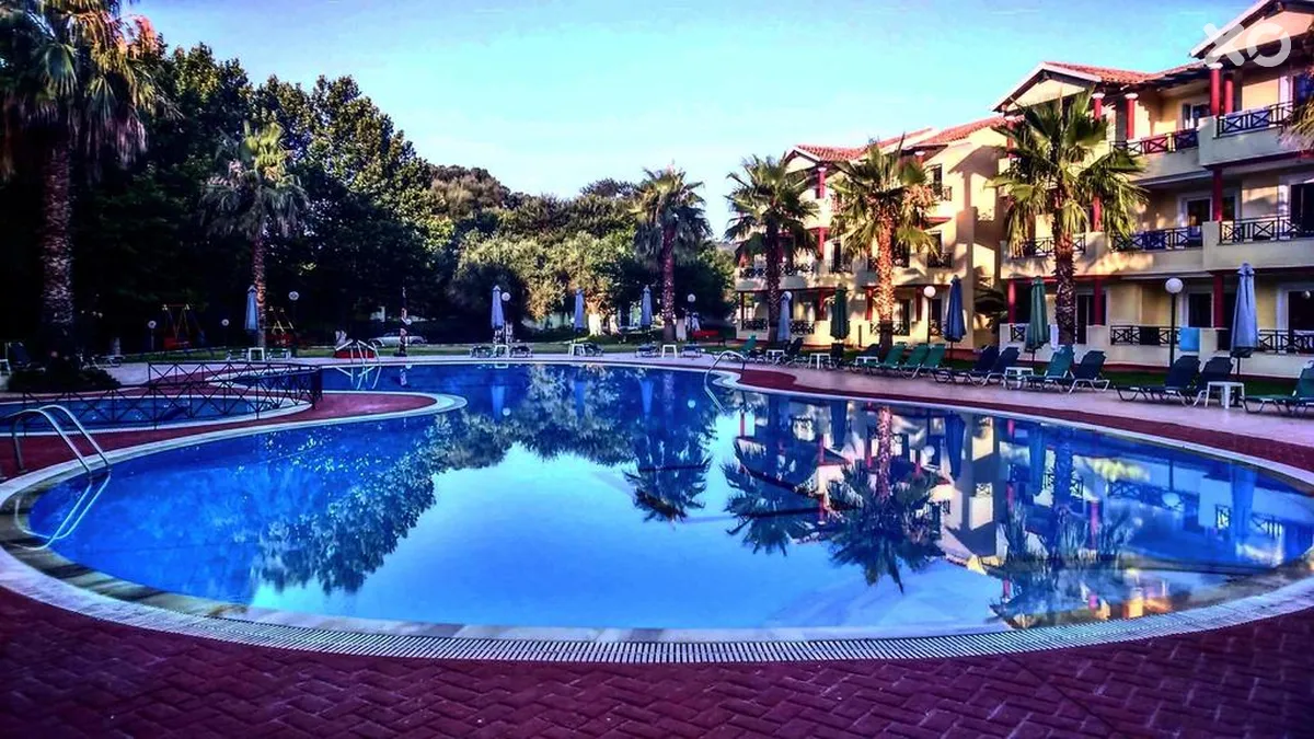 Damia Hotel
