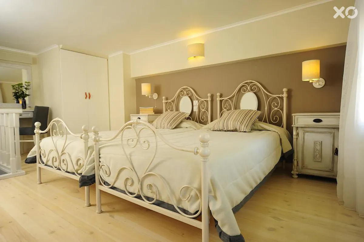 Mythos Suites Hotel