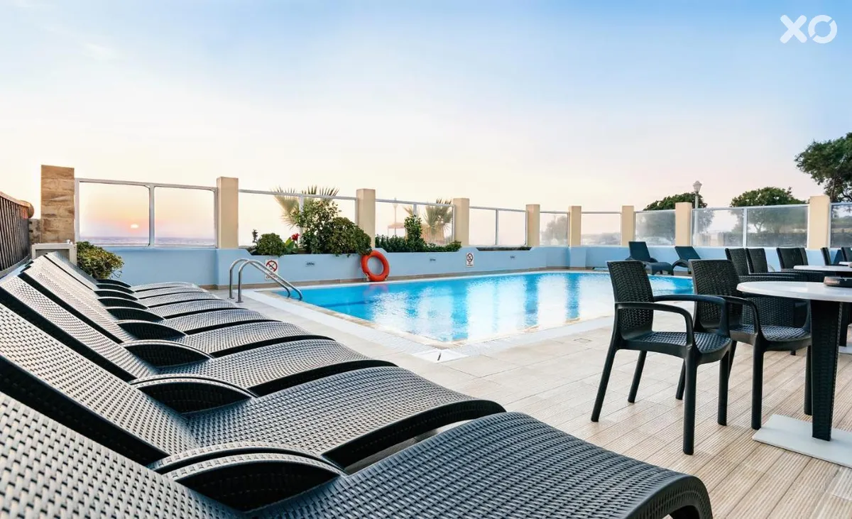 Riviera Hotel