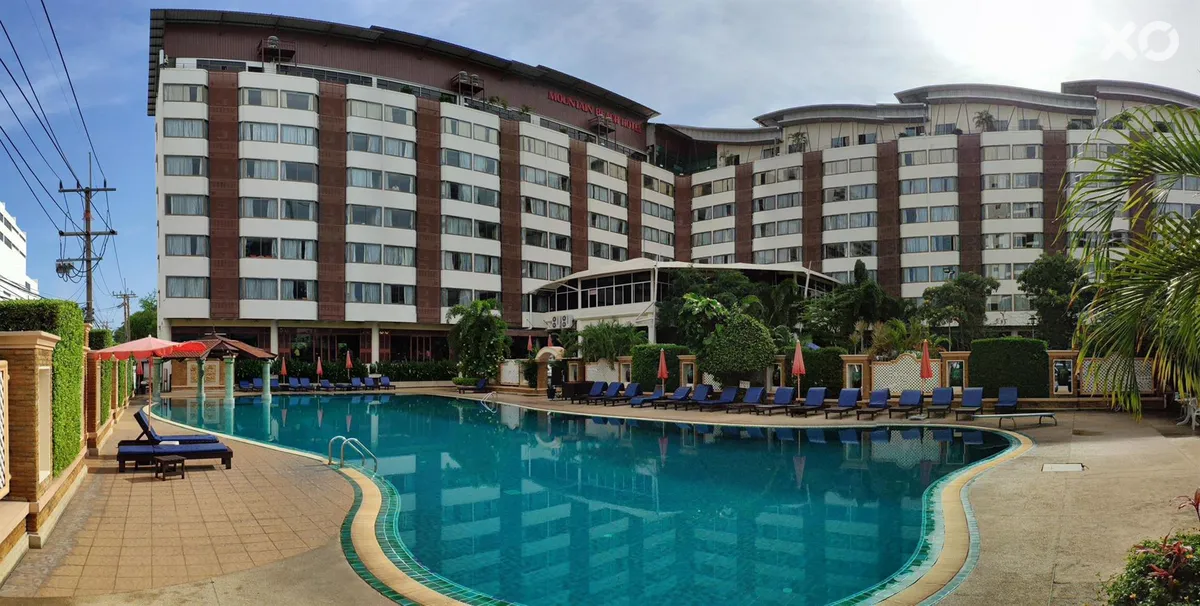 Mountain Beach Hotel