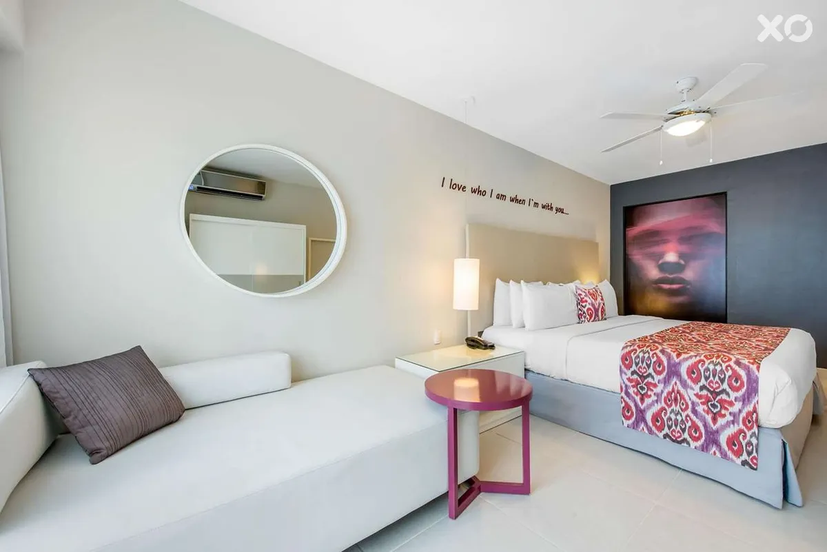 Emotions By Hodelpa Hotel