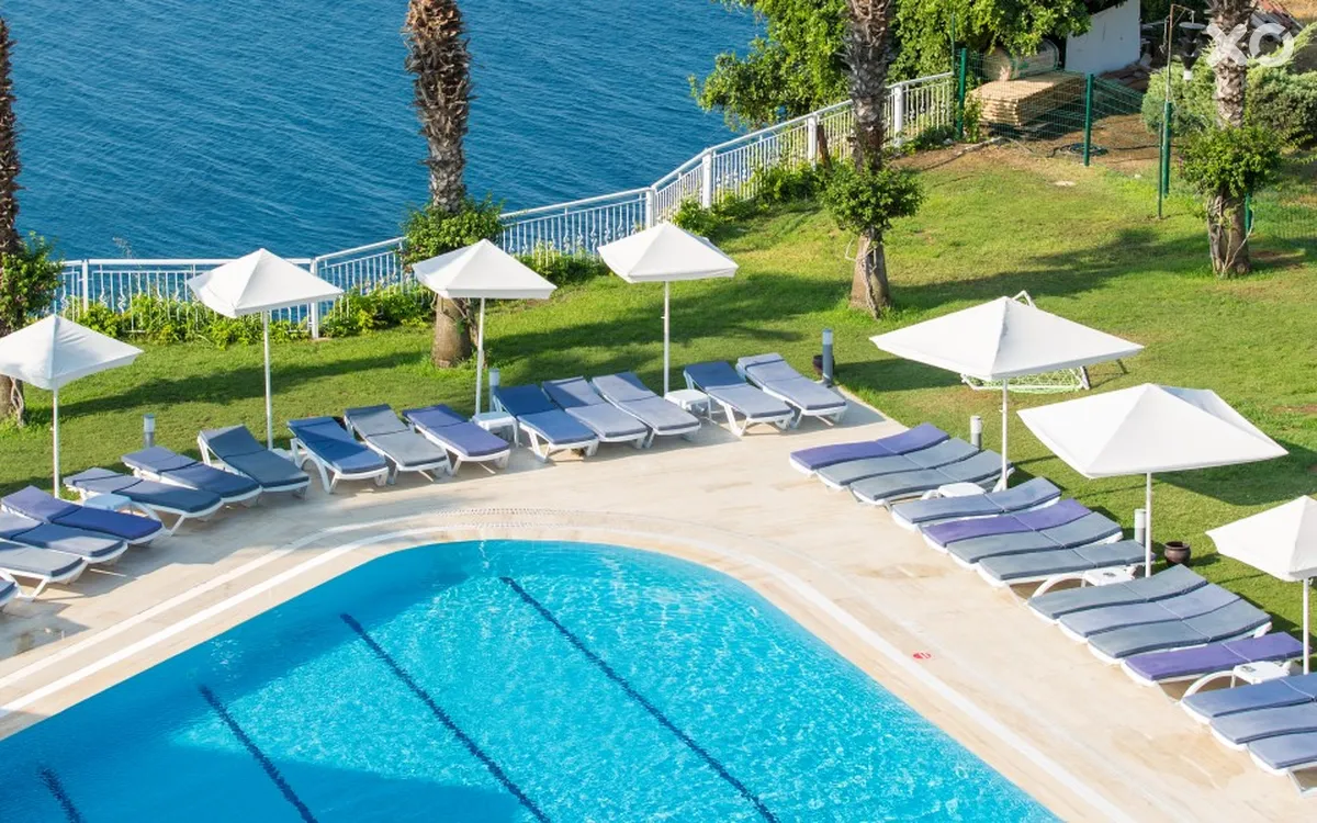 Falcon Club Hotel