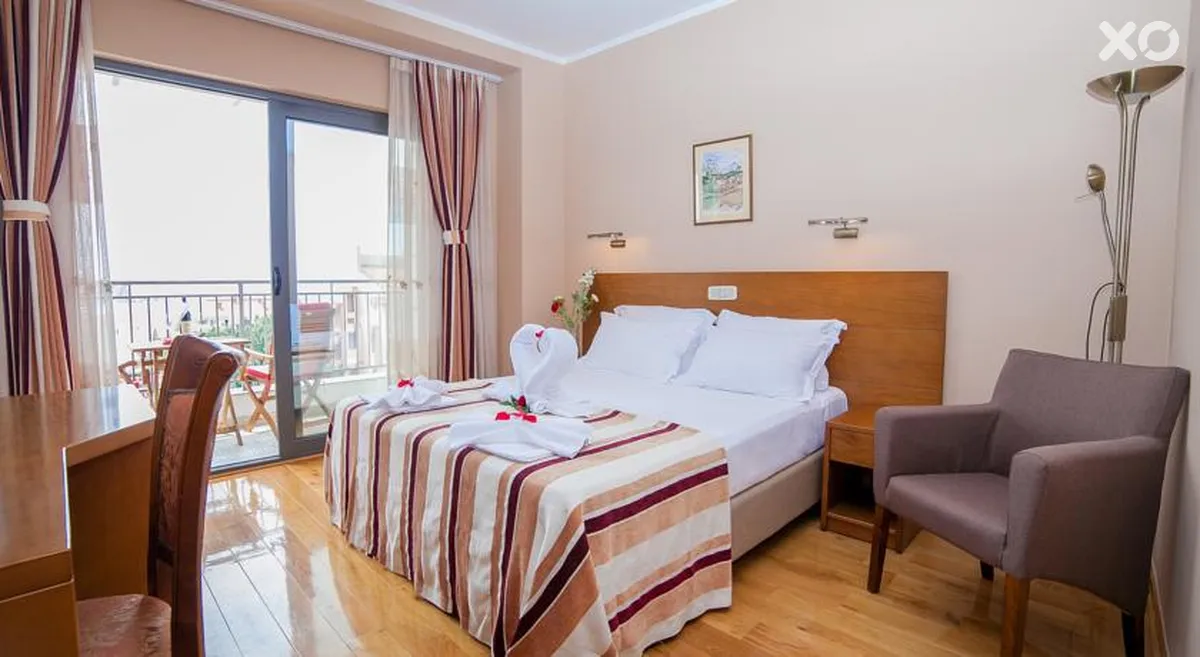 Petrovac Hotel