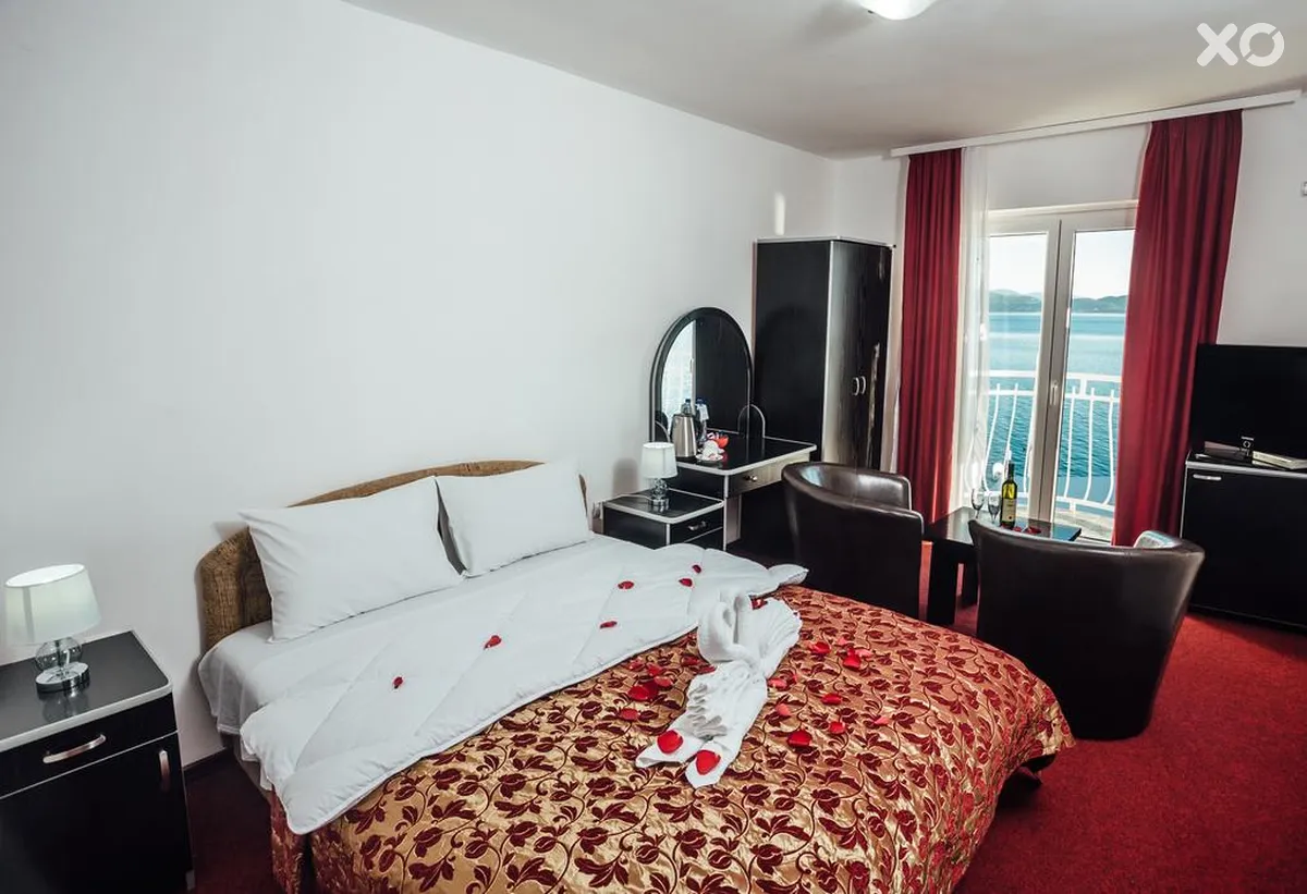 Azzurro Hotel