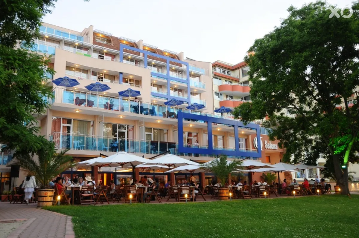 Selena Hotel