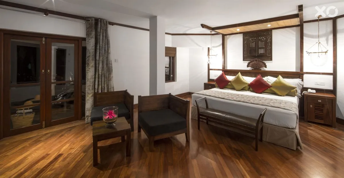 Royal Palms Beach Hotel