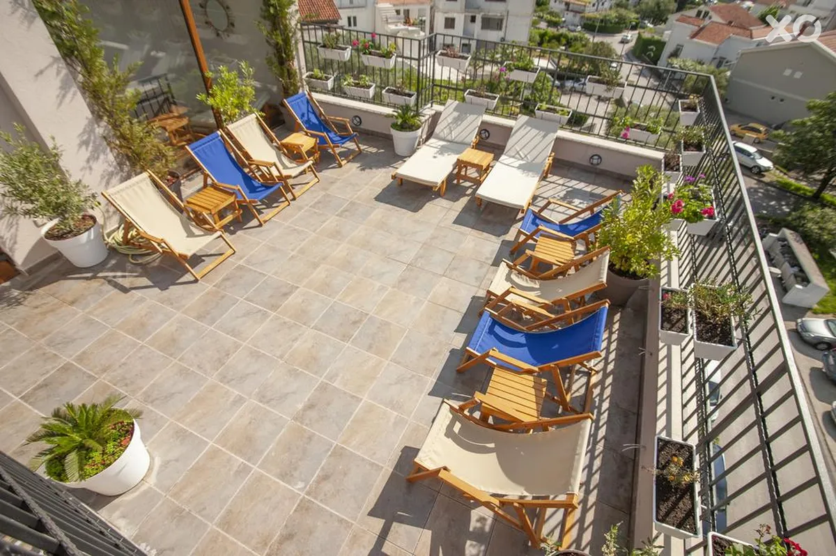 Twelve Hotel