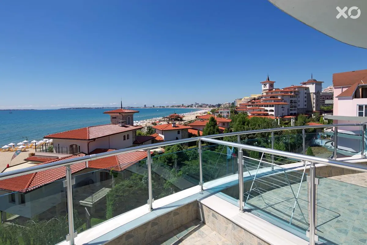 Blue Bay Hotel