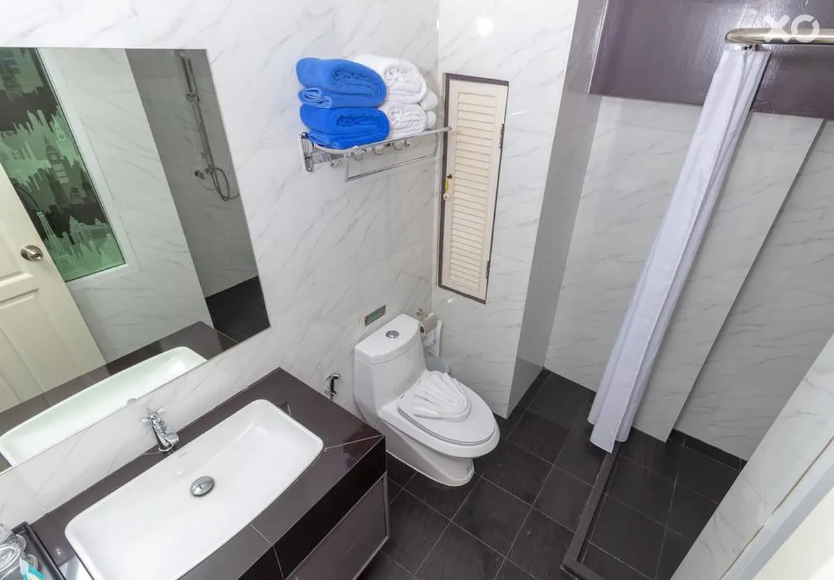 Modern Living Hotel