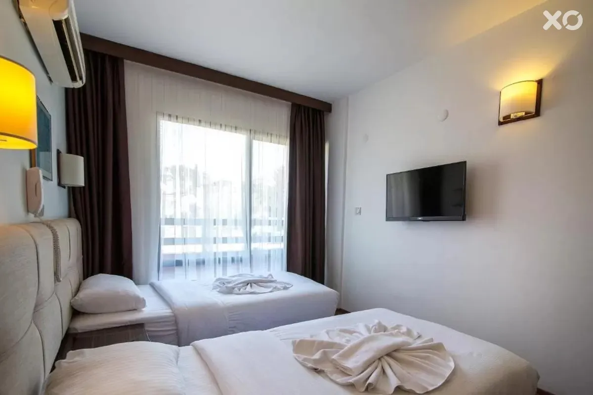 Sunday Beach Hotel