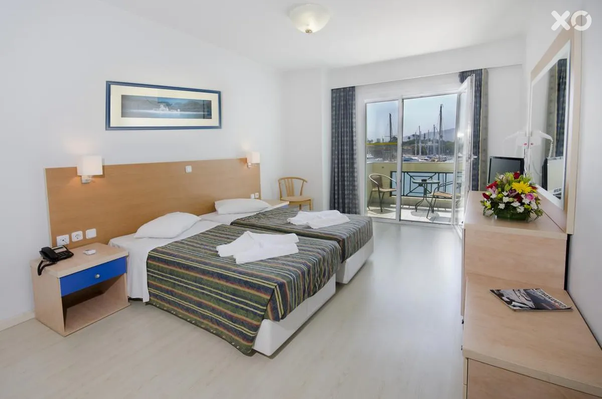 Kosta Palace Hotel
