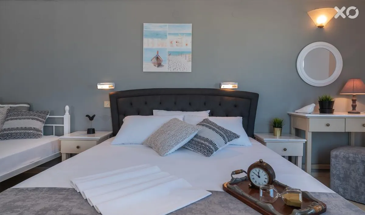 Pasiphae Hotel