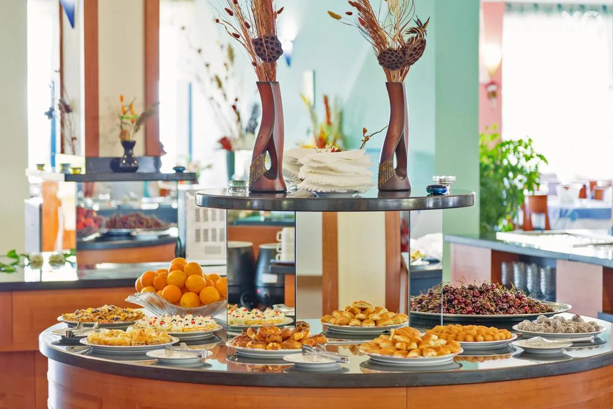 Perla Beach Resort Hotel