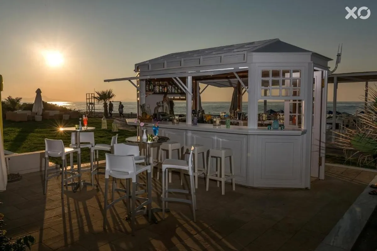 Iperion Beach Hotel