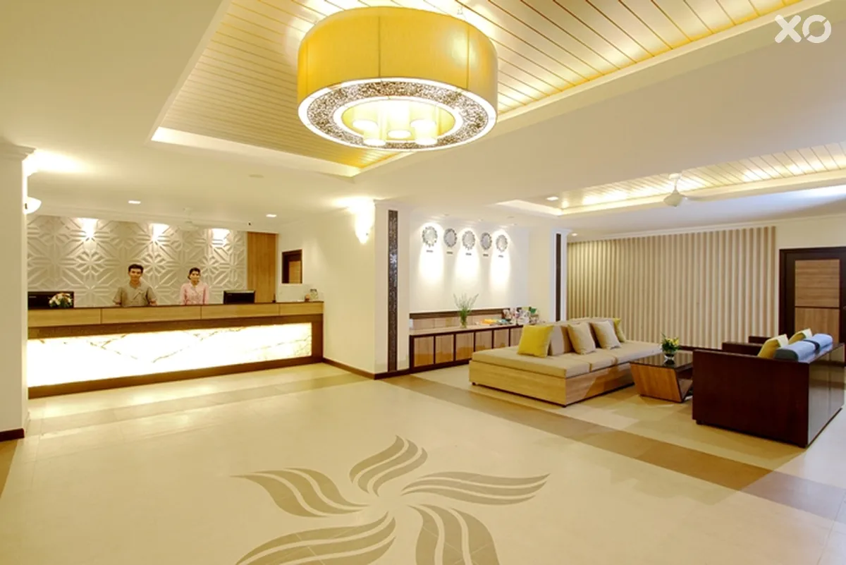 Kata Sea Breeze Resort
