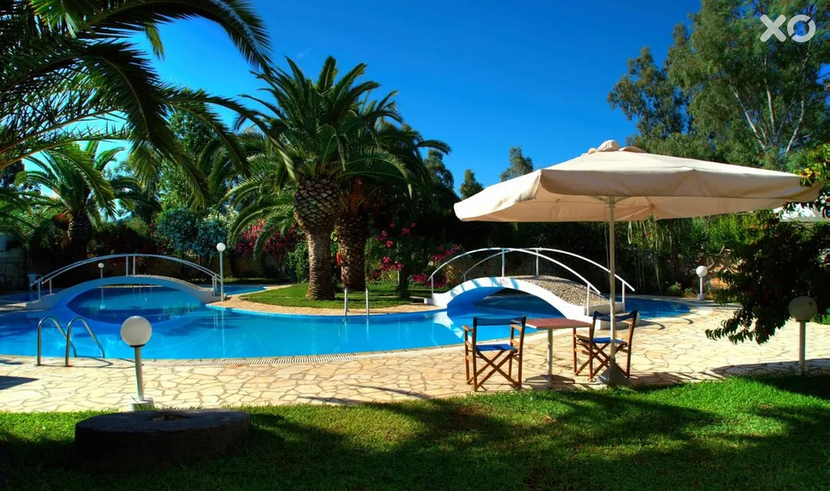 Three Stars Village Hotel
