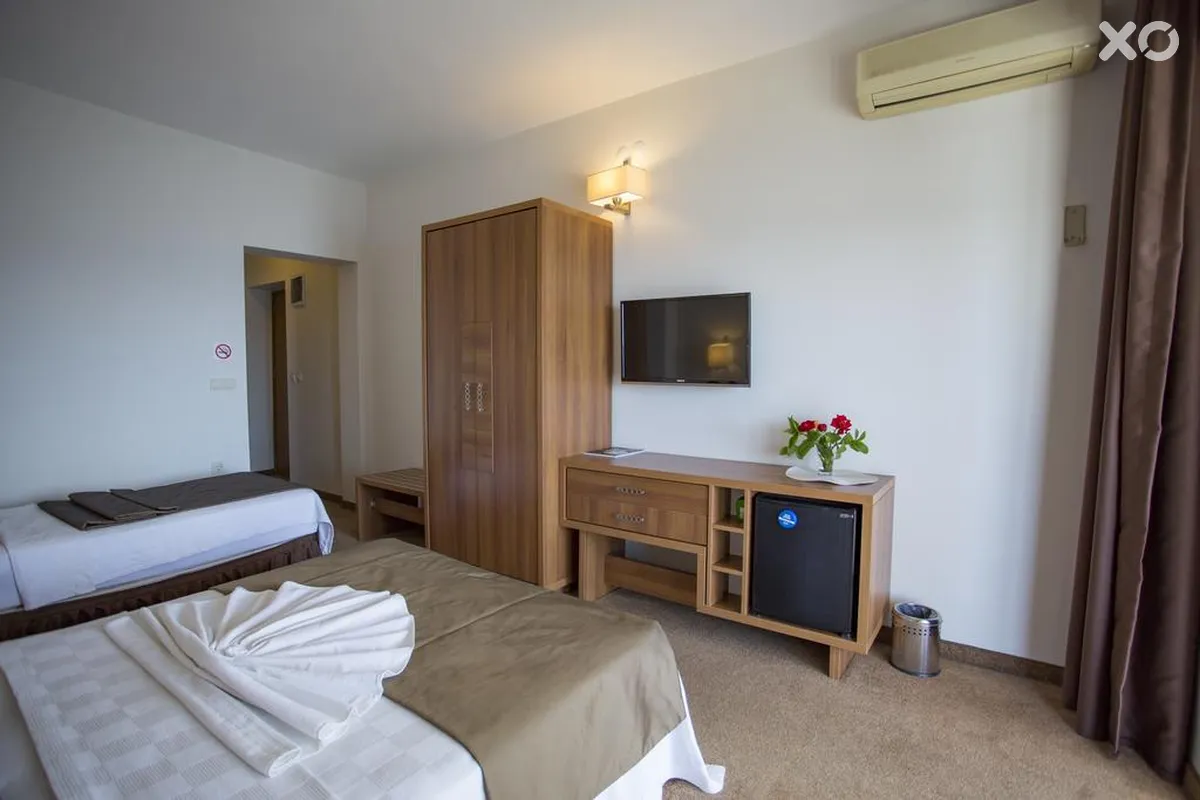 Melis Hotel