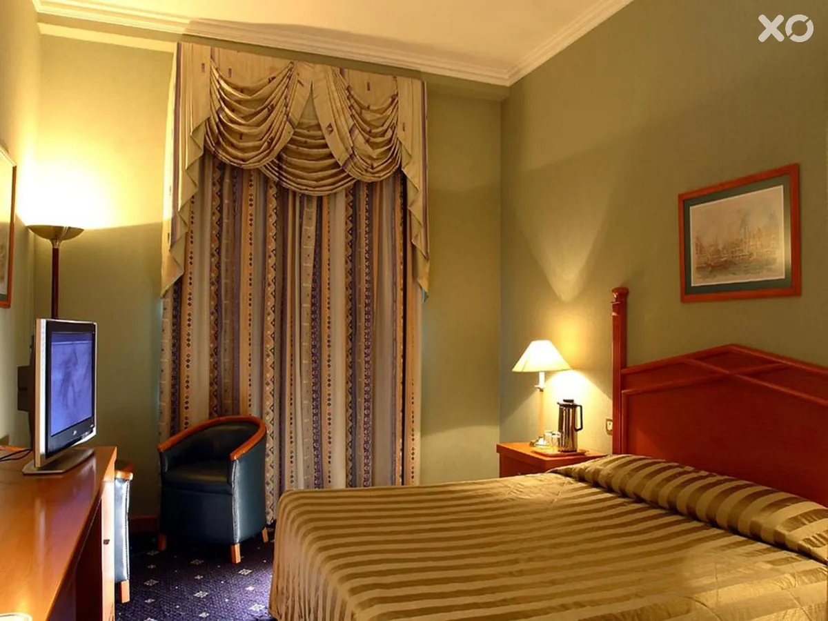 Sea View Hotel