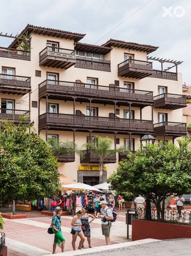 Monopol Hotel