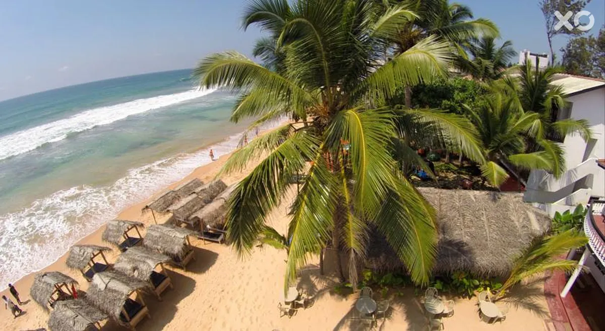 Royal Beach Hotel & Restaurant