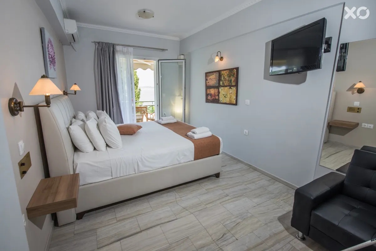 Aliki Hotel