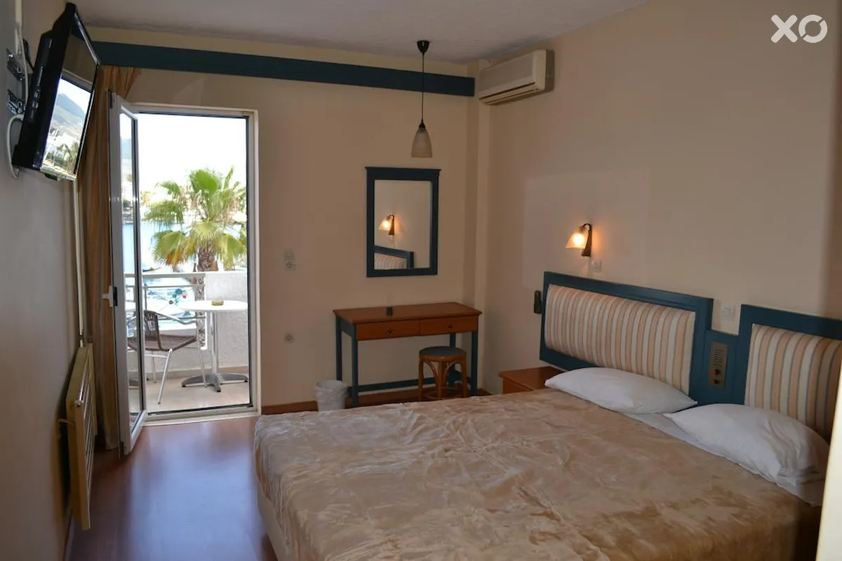Astron Hotel