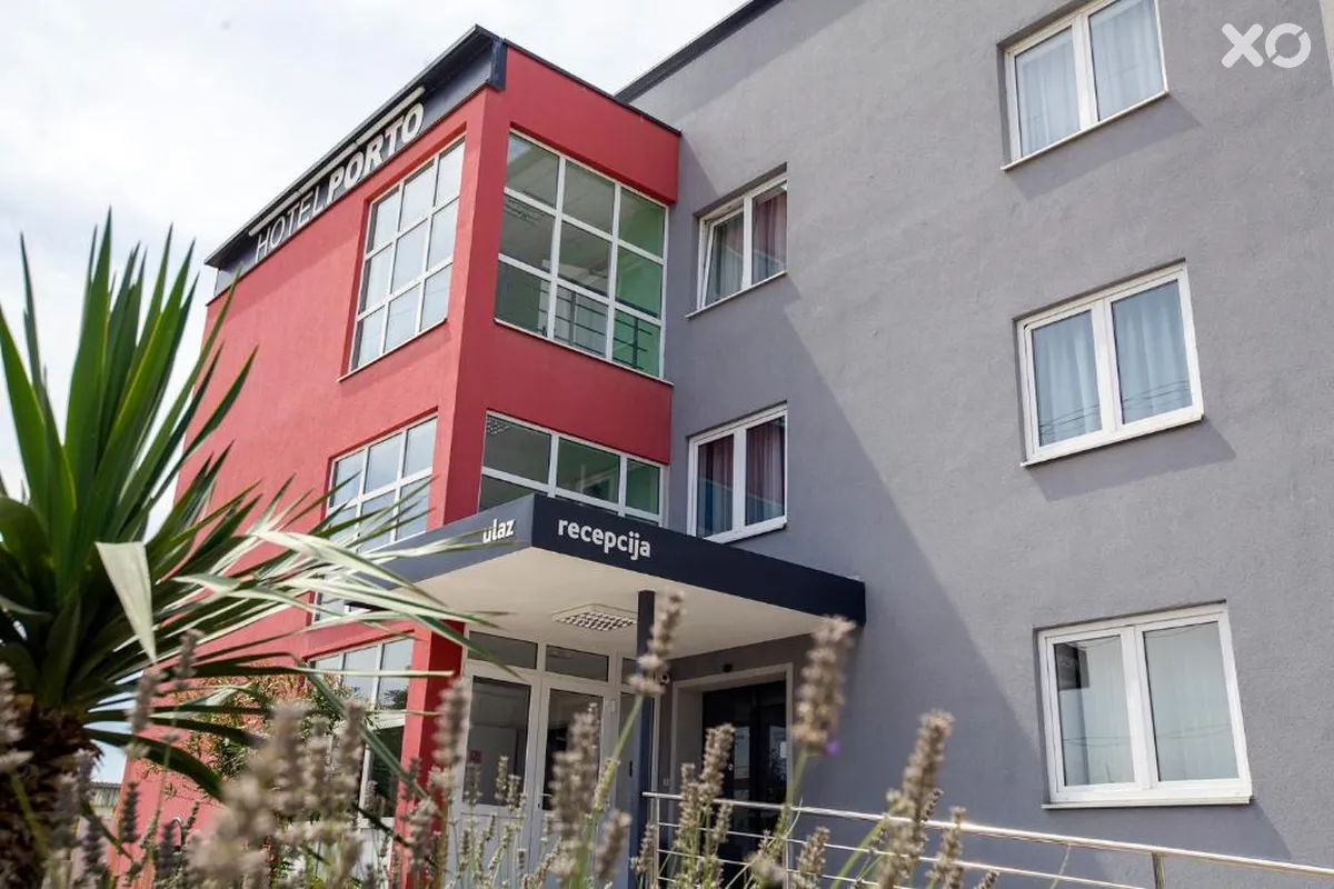 Porto Hotel