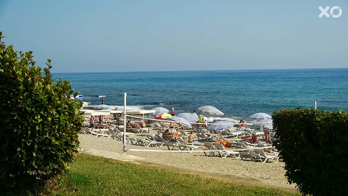 Club Bayar Beach Hotel