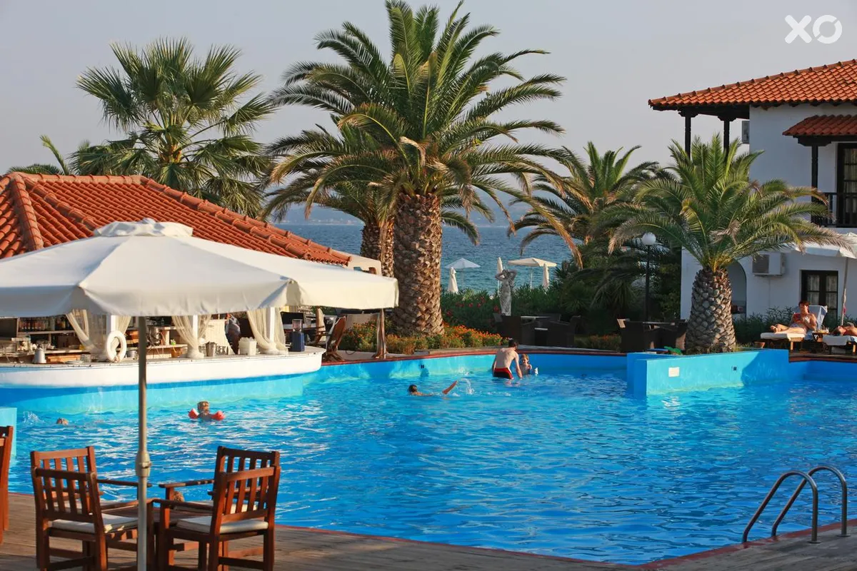 Bomo Assa Maris Beach