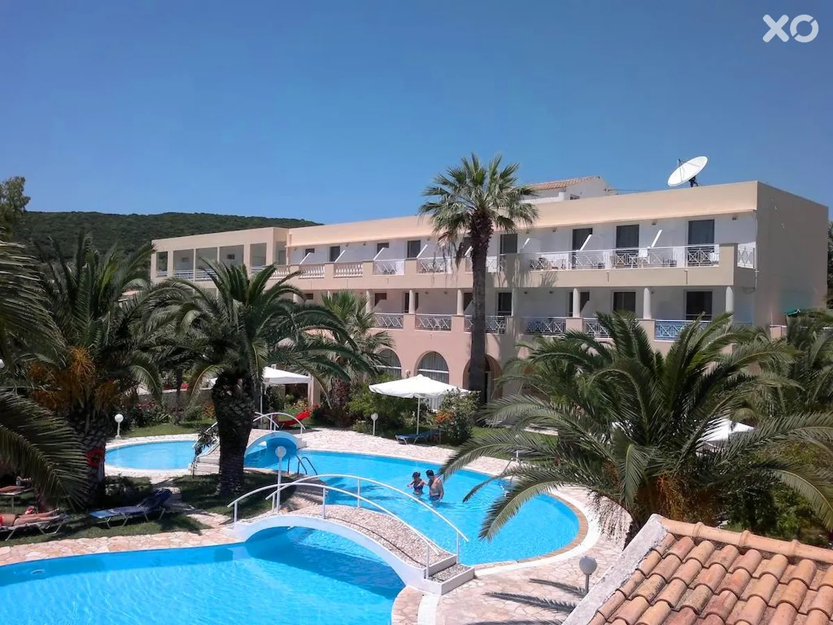 Three Stars Village Hotel