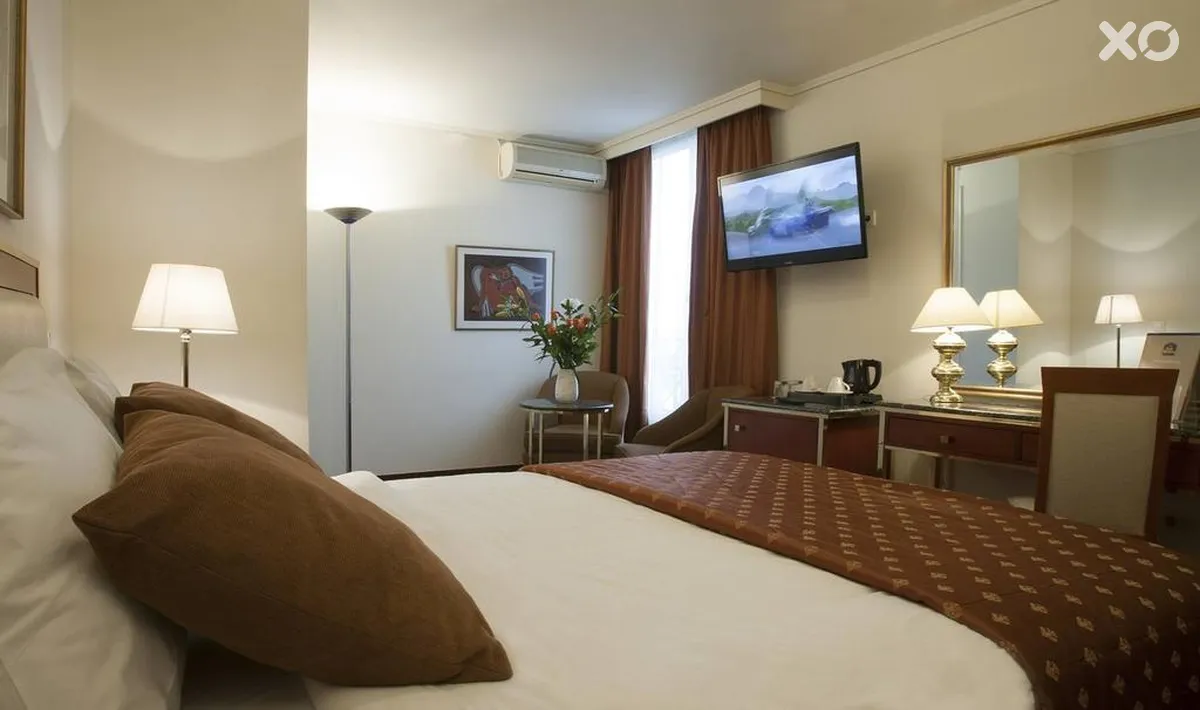Ilisia Hotel