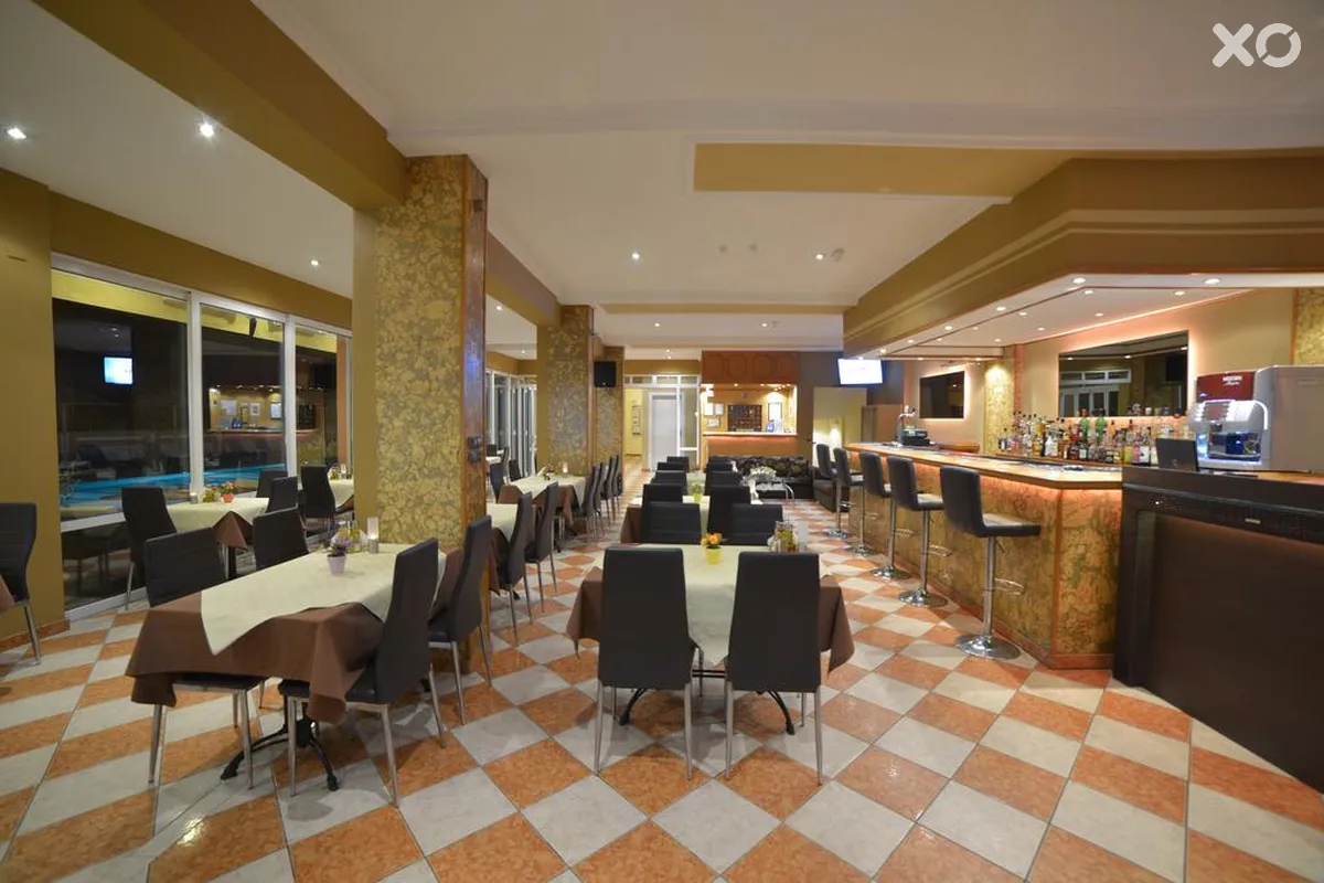 Angelina Hotel & Apartments