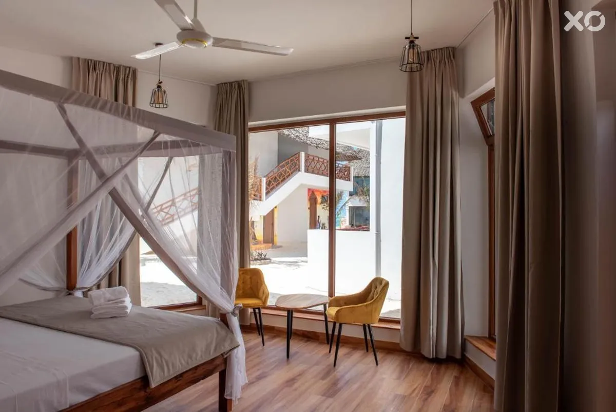 S&S Hotel