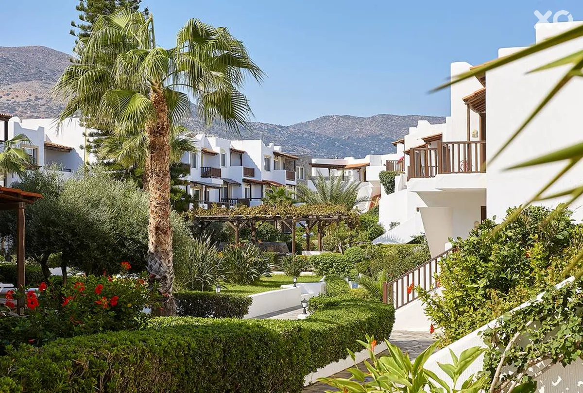 Alexander Beach Hotel & Village