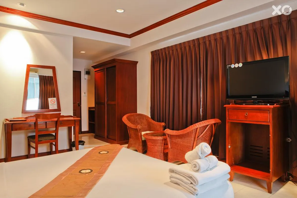 Inn House Hotel