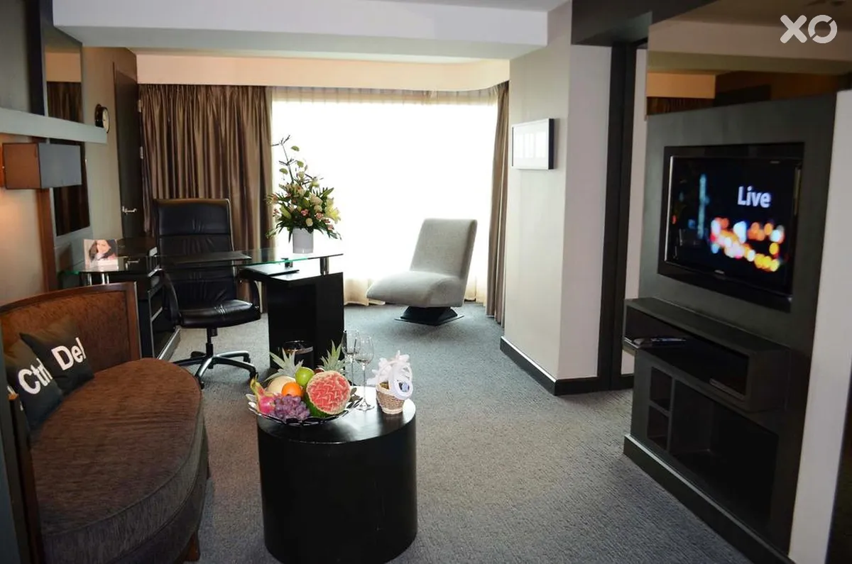 Golden Tulip Mandison Suites