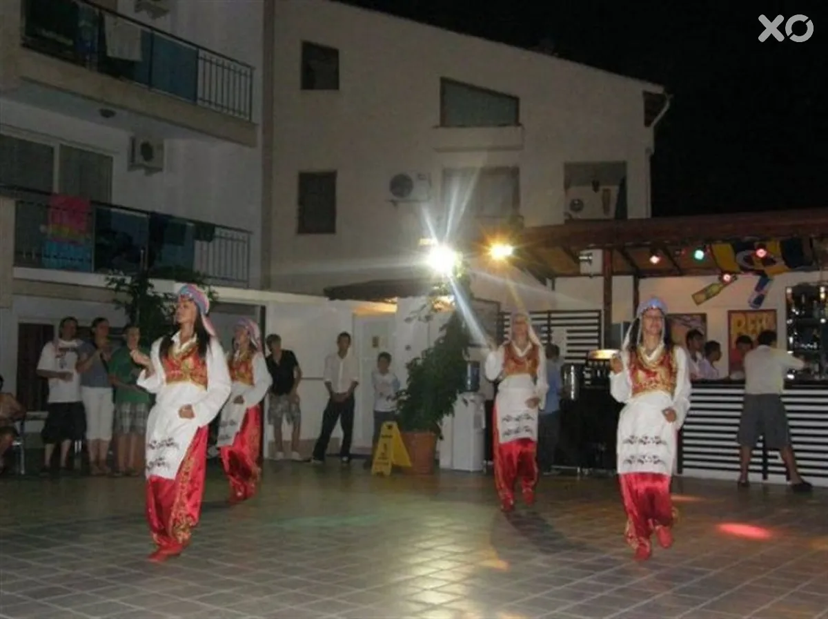 Meric Hotel