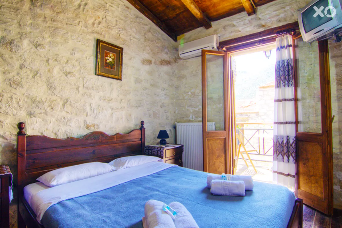 Petrino Horio (Stone Village)